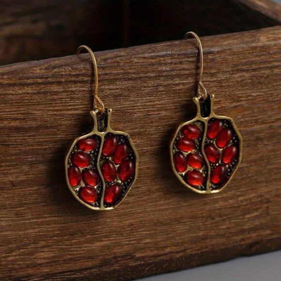 NEW Persephone Garnet Red and 14K Gold Plated Pomegranate Fruit Drop Earrings - Picture 3 of 5
